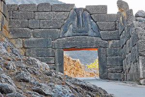 Η ζημιά που άφησε πίσω της η πυρκαγιά στον αρχαιολογικό χώρο των Μυκηνών