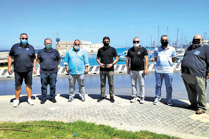 Ο κ. Αυγενάκης με τους εκπροσώπους των έξι συλλόγων της Γ’ Εθνικής