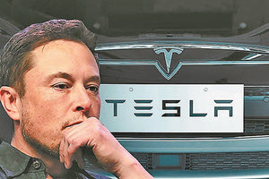 Το μεγάλο αφεντικό της Tesla, o Ελον Μασκ,