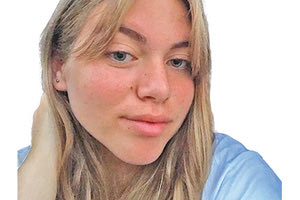 Η Αμαλία Μπελενιώτη είναι μία έφηβη συγγραφέας με πολλές διακρίσεις