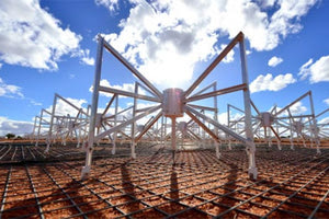 το αυστραλιανό ραδιοτηλεσκόπιο χαμηλής συχνότητας MWA (Murchison Widefield Array)