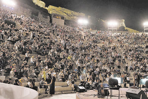 στο Ηρώδειο διοργανώθηκαν δυο μεγάλες συναυλίες από Μάριο Φραγκούλη και Σάκη Ρουβά παρουσία 5.000 κόσμου η κάθε μια.