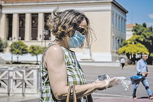 Καθολική χρήση μάσκας σε δήμους της Αττικής