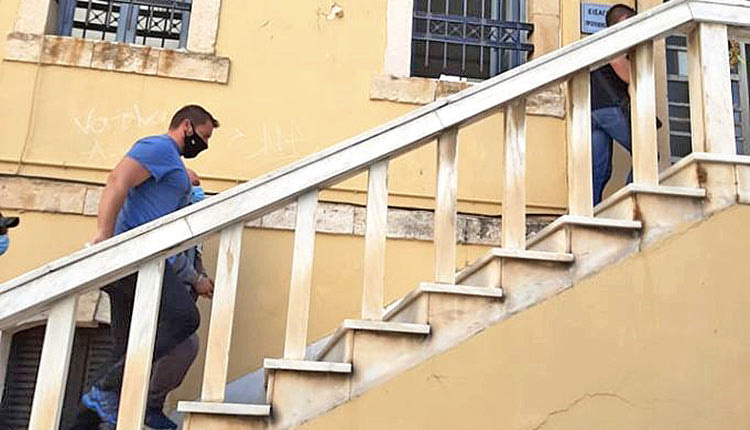 Δίκη για το επεισόδιο ξυλοδαρμού εκπαιδευτικού από γονέα- αρνητή της μάσκας
