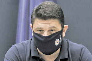 ο υφυπουργός Πολιτικής Προστασίας Νίκος Χαρδαλιάς