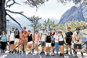 πεζοπορίες στις ομορφιές της Κρήτης