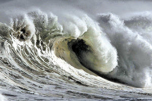 Κύματα 7 μέτρων φέρνει ο “Ιανός”