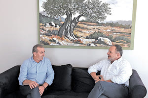 Με τον πρόεδρο της Περιφερειακής Ένωσης Δήμων Κρήτης κ. Γιάννη Κουράκη συναντήθηκε στα γραφεία της ΠΕΔ ο βουλευτής Ηρακλείου του ΣΥΡΙΖΑ κ. Σωκράτης Βαρδάκης.