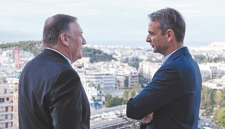 Ιδιαίτερα συμβολική η επίσκεψη Πομπέο στην Κρήτη