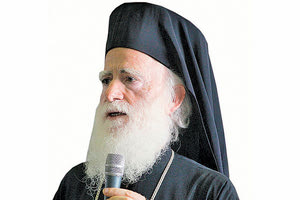 Ο αρχιεπίσκοπος Κρήτης κ. Ειρηναίος