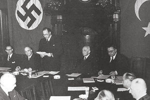 Στις 18 Ιουνίου 1941, υπεγράφη το γερμανοτουρκικό Σύμφωνο φιλίας στην Άγκυρα