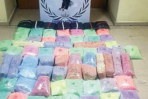 στυνομικοί εντόπισαν και κατέσχεσαν 500.000 (!) χάπια ecstasy