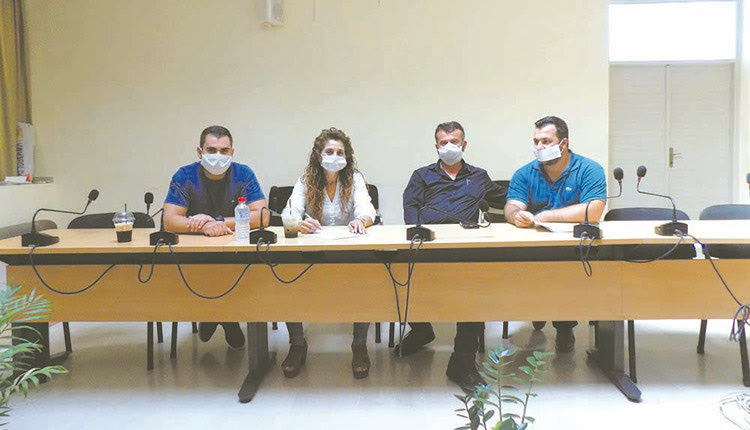 υπογραφή σύμβασης για την τακτοποίηση 13 σχολικών συγκροτημάτων, που λειτουργούσαν ως τώρα χωρίς νόμιμη άδεια (αυθαίρετα), προχώρησε ο πρόεδρος της Πρωτοβάθμιας Σχολικής Επιτροπής του Δήμου Γόρτυνας