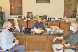 Επιστρέφουν τα mini bus στην πόλη