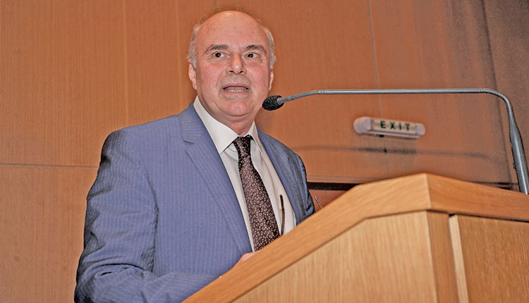 ΟΙΚΟΝΟΜΙΑ: “Το έμφραγμα δεν γιατρεύεται με ασπιρίνες”