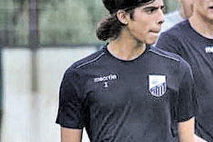 Από τις ακαδημίες του ΠΟΑ και τον Κεραυνό, στην ομάδα Κ19 της Λαμίας ο Γιώργος Τσιχλάκης