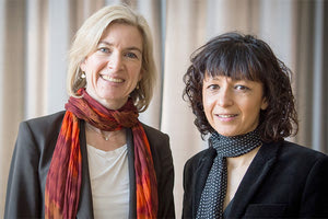 Με το Νόμπελ Χημείας 2020 τιμήθηκαν χθες η Γαλλίδα Εμανουέλ Σαρπαντιέ και η Αμερικανίδα Τζένιφερ Ντούντνα