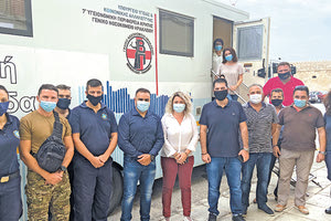 Στιγμιότυπο από την εθελοντική δράση αιμοδοσίας του προσωπικού του Λιμενικού Σώματος