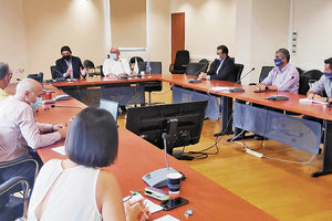 Το Πανεπιστήμιο Κρήτης επισκέφθηκε ο Υφυπουργός Αθλητισμού, Λευτέρης Αυγενάκης, όπου συναντήθηκε με τον πρύτανη, Γιώργο Κοντάκη