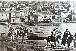 Η φωτογραφία της ημέρας: Η Παραλία της Σητείας πριν τον πόλεμο