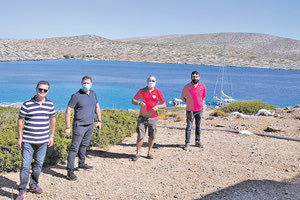 Επίσκεψη στη Ντία (Δία), πραγματοποίησε χθες το μεσημέρι ο Δήμαρχος Χερσονήσου Γιάννης Σέγκος και δημοτική αντιπροσωπεία της Χερσονήσου