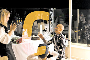 Μια πολύ σημαντική μέρα στη ζωή του Μιγκέλ Μεγιάδο που έκανε πρόταση στην αγαπημένη του Τζέσικα.