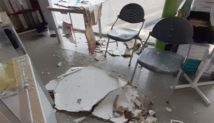 Κατέρρευσε προκάτ κατασκευή στην Παλιά Λαχαναγορά