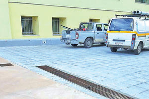 Με βοθρολύματα γέμισε, για ακόμα μια φορά, το Καπετανάκειο