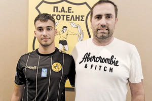 Ο Καπουράνης με τον Γιώργο Τουτζάρη