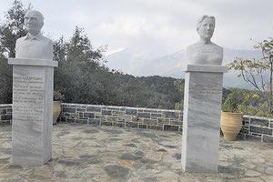 ΟΙ ΠΡΟΤΟΜΕΣ ΤΟΥ ΝΙΚΟΥ ΚΑΖΑΝΤΖΑΚΗ ΚΑΙ ΤΗΣ ΜΗΤΕΡΑΣ ΤΟΥ ΣΤΟ ΚΡΥΟΝΕΡΙ