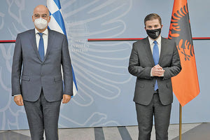 Ελλάδα και Αλβανία συμφώνησαν για τη Χάγη