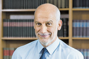 Ο καθηγητής Αθανάσιος Τσακρής