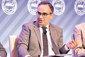 Ο κ. Βασίλης Κοντοζαμάνης