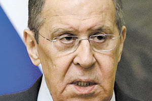 Λαβρόφ: Τα σχέδια για αλλαγή καθεστώτος στο Ιράν και στη Βενεζουέλα αφορούσαν το πετρέλαιο