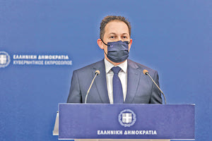 Ο κυβερνητικός εκπρόσωπος Στέλιος Πέτσας