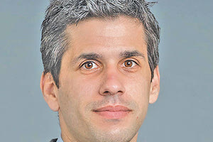 Ο δρ. Ιωάννης Ζαχαριουδάκης