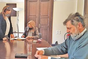 ανανέωση μίσθωσης στο ΕΛ.ΚΕ.Θ.Ε. θαλάσσιας έκτασης εμβαδού τριάντα στρεμμάτων, για τη λειτουργία ιχθυοκαλλιεργητικής μονάδας εκτροφής