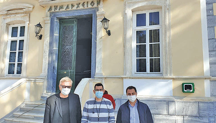 Στη Σάμο, με δική του πρωτοβουλία, βρέθηκε ο βουλευτής Ηρακλείου Νέας Δημοκρατίας Μάξιμος Σενετάκης