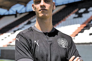 ΕΛΠΙΔΕΣ: Φινάλε με ψηλά το κεφάλι  και βασικό τον Διαμαντή