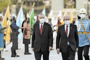 Ο Τούρκος ηγέτης Ερντογάν στην ομιλία του για την 37η επέτειο της ανακήρυξης του ψευδοκράτους της Κυπρου