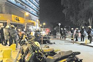 ΕΛ.ΑΣ. - ΗΡΑΚΛΕΙΟ: Με προσαγωγές και αυστηρούς ελέγχους απέτρεψαν πορείες και συγκεντρώσεις