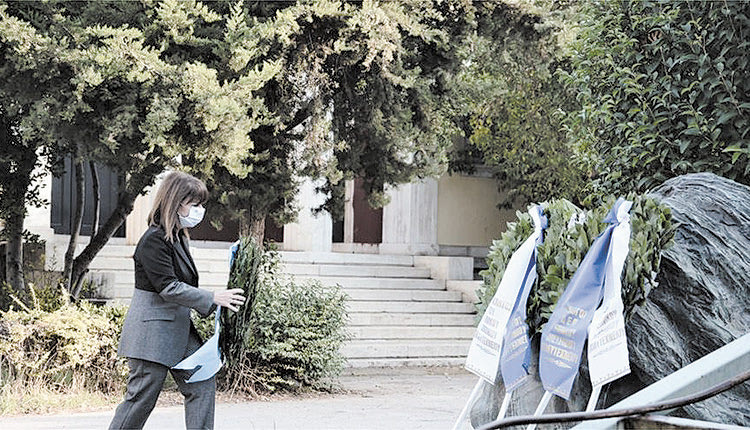 Στο χώρο του Πολυτεχνείου βρέθηκε η Πρόεδρος της Δημοκρατίας