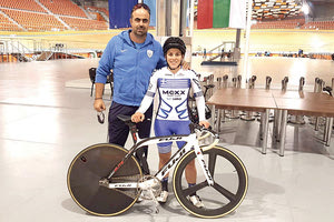 Η Αργυρώ Μηλάκη με την καθοδήγηση του προπονητή της κ. Βαρβεράκη