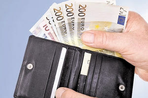 πορτοφόλι λεφτά