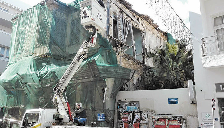 τα ετοιμόρροπα κτίσματα του Ηρακλείου