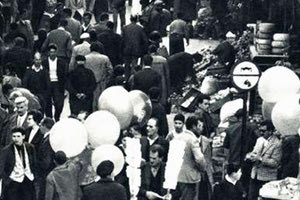 Οι φωτογραφίες της ημέρας: Οδός 1866, όταν πραγματικά ήταν αγορά το 1963