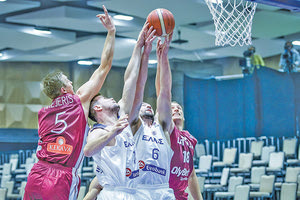 Η Εθνική ομάδα μπάσκετ με τη Λετονία στη «φούσκα» του Σεράγεβο