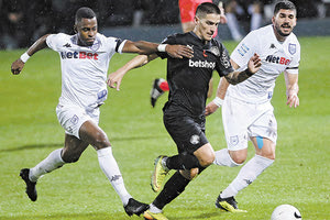 ΟΦΗ - ΠΑΣ Γιάννινα Νέιρα