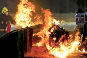 Ζωντανός βγήκε από τις φλόγες ο Ρομέν Γκροζάν