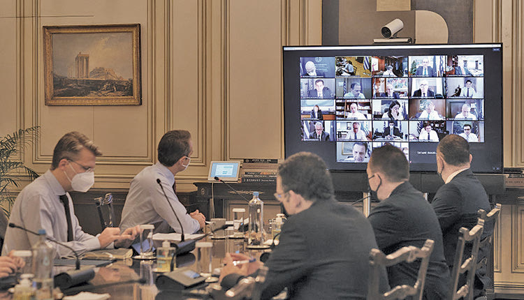 Μητσοτάκης: «Τα μέτρα δεν θα φύγουν»